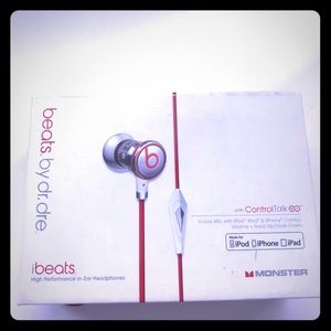 Beats by Dre EarPods